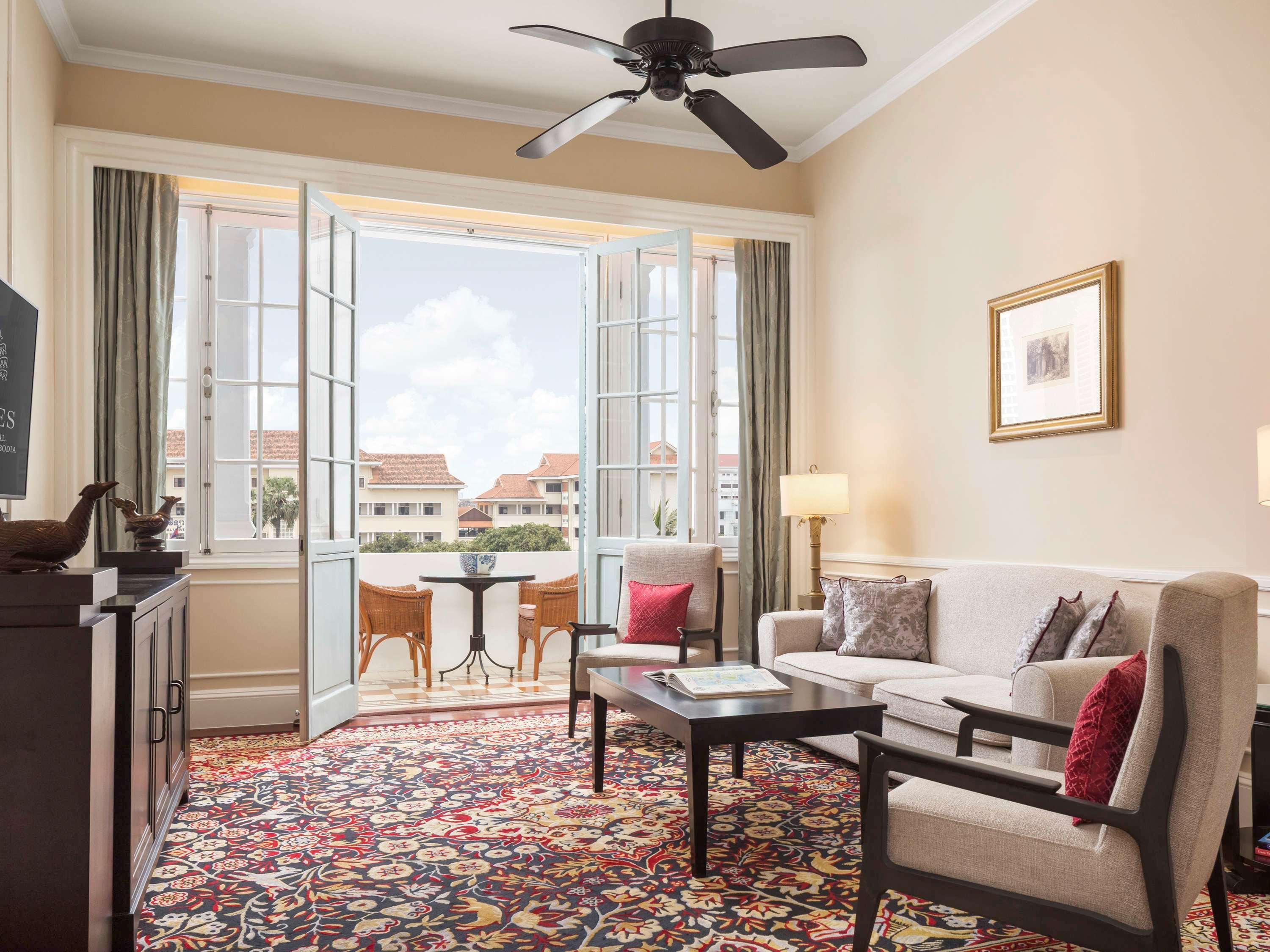 Raffles Le Royal Hotel 5*