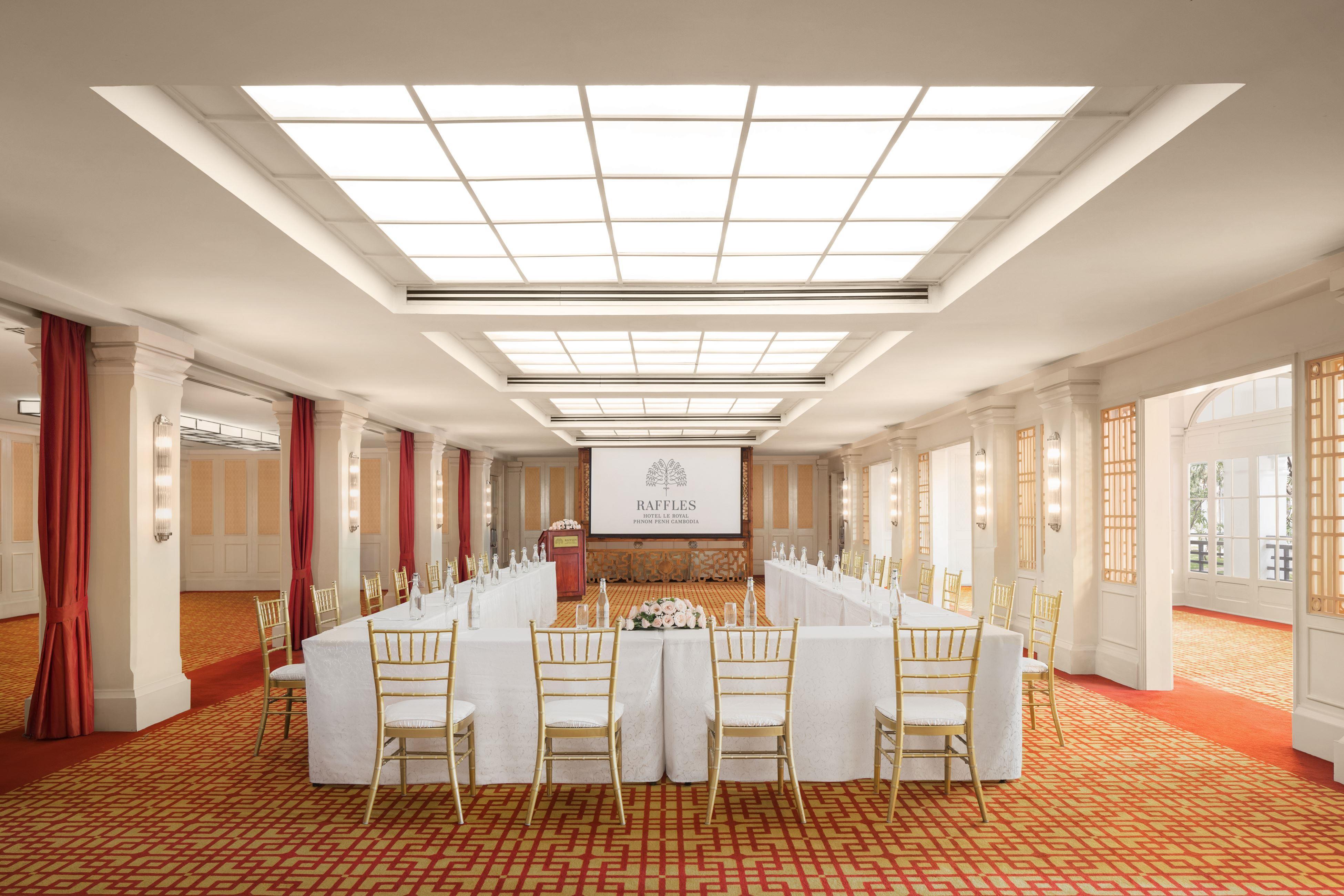 Raffles Le Royal Hotel 5*